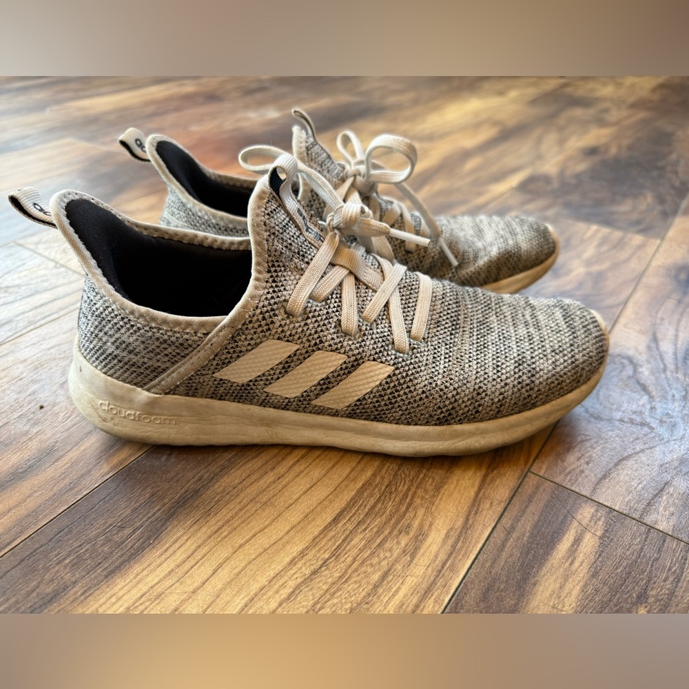 Women’s Adidas Cloudform